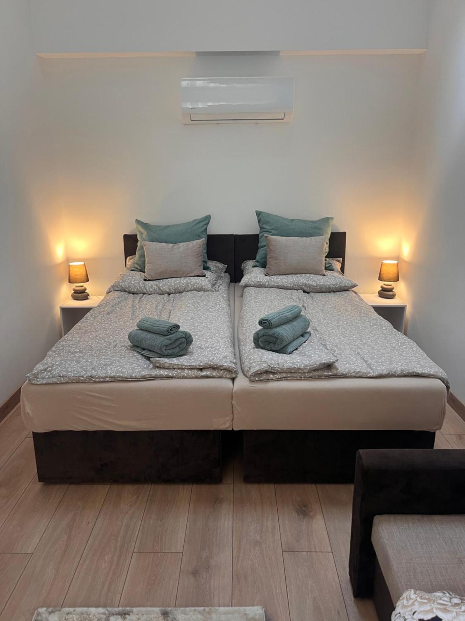 דירות Sárvár Pap Koez Apartman מראה חיצוני תמונה